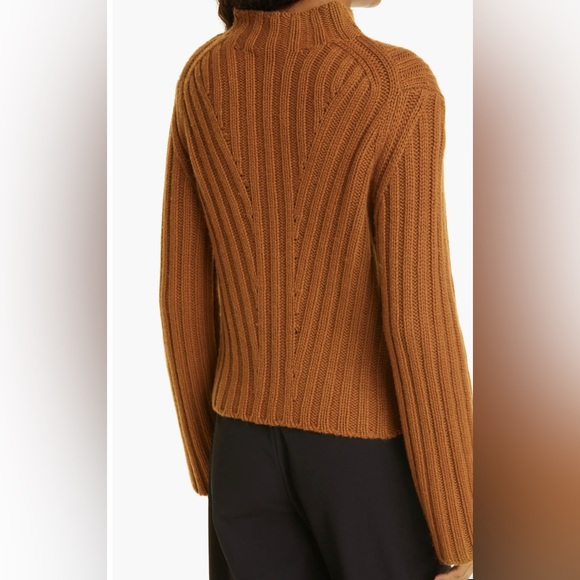 NWT VINCE Rib Transfer Crew Neck - Brown XS $445 - Picture 4 of 8